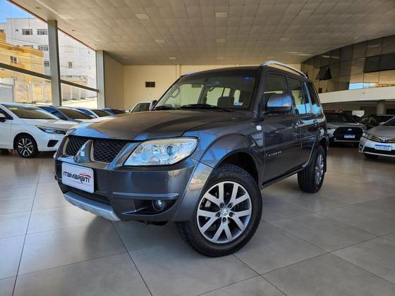 MITSUBISHI PAJERO TR4 2.0 4X2 16V 140CV FLEX 4P MANUAL